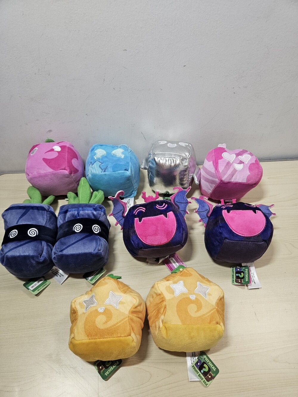 Blox Fruits Lot (10) Asst. Plush (no DLC)